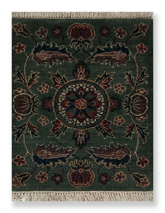 Hand Knotted Woollen Traditional Design Carpet