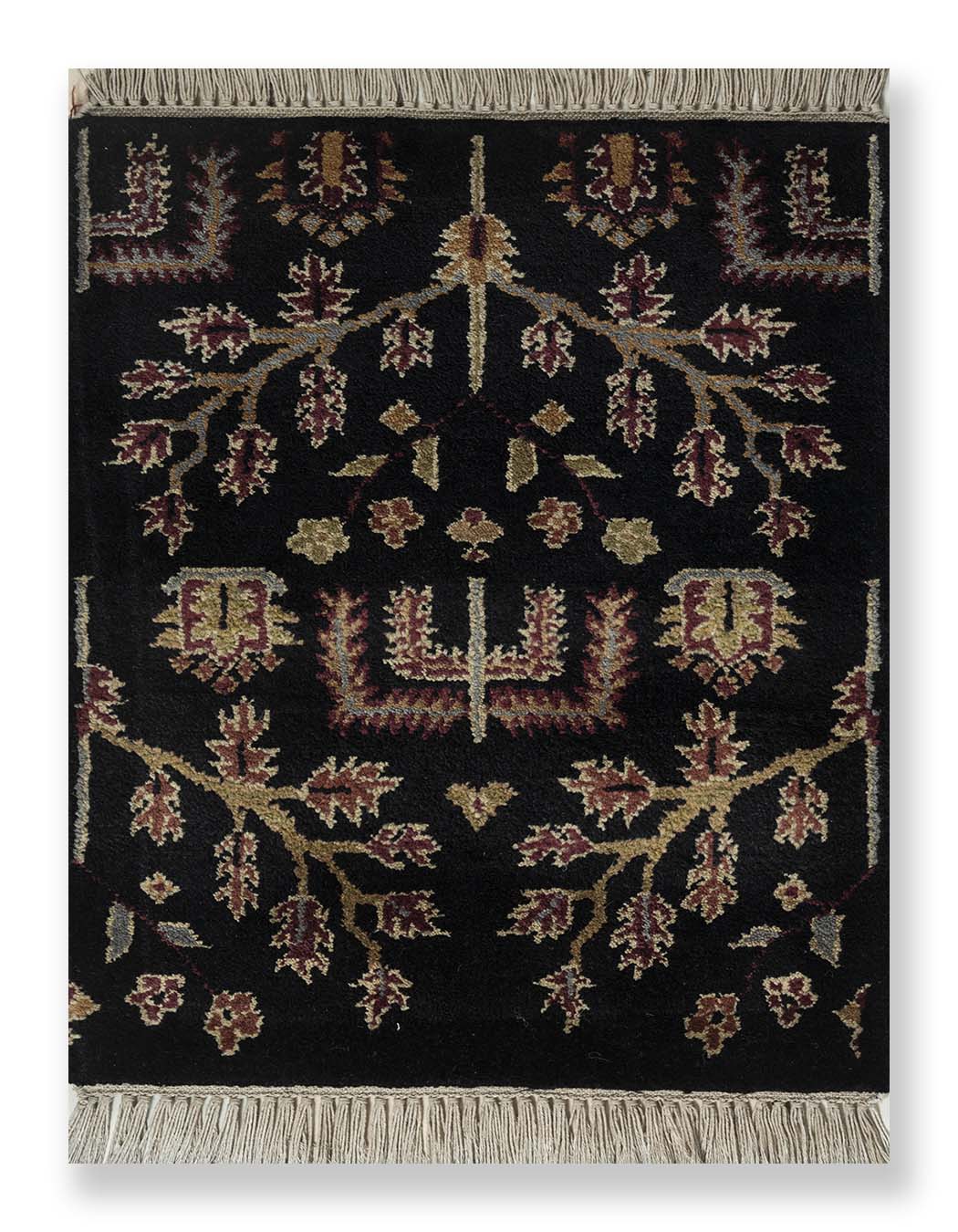 Hand Knotted Woollen Traditional Design Carpet